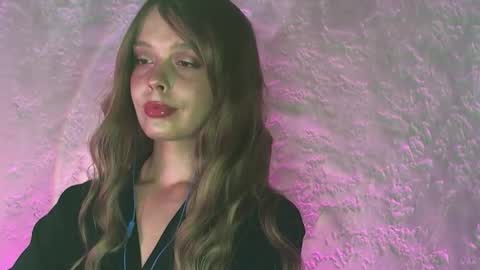 Nina online show from 19, 9, 2025