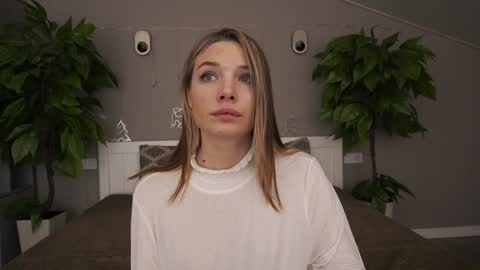 Danielle online show from 18, 1, 2025
