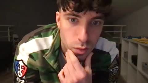 Snapshot of icyninesix chatting on 30, 12, 2024 icyninesix online show from 30, 12, 2024