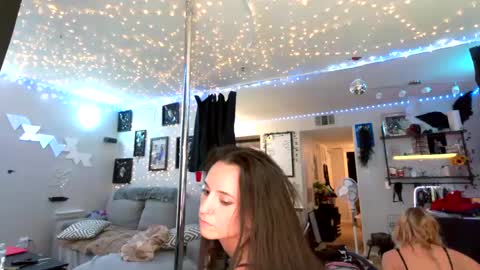 icyspice online show from 2, 10, 2025