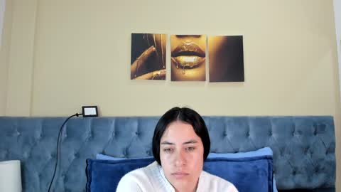 Icy online show from 4, 3, 2025