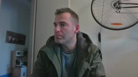 idontknowwhy1 online show from 18, 12, 2024