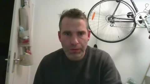 idontknowwhy1 online show from 15, 1, 2025