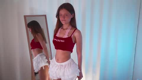 Snapshot of ifiwasyourgf chatting on 7, 7, 2026 Lisa online show from 7, 7, 2026