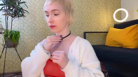 Emmy  help me reach 100 thumbs up online show from 18, 2, 2025