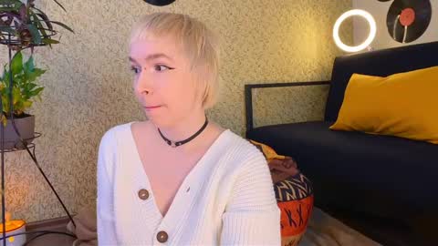 Emmy  help me reach 100 thumbs up online show from 24, 2, 2025