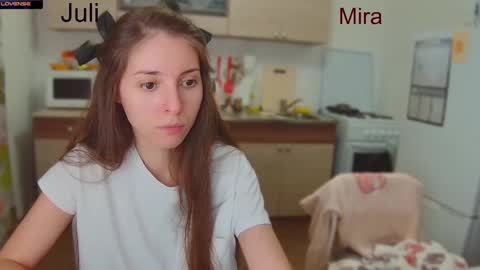 Julia and Mira online show from 7, 1, 2025