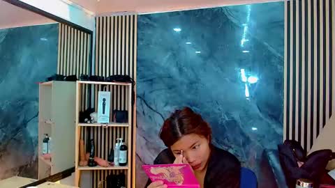 iisalombardi online show from 21, 10, 2025