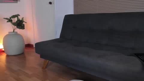 Lua     online show from 1, 2, 2026