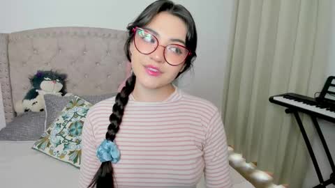 Snapshot of iki_mei chatting on 19, 9, 2025 Maria online show from 19, 9, 2025