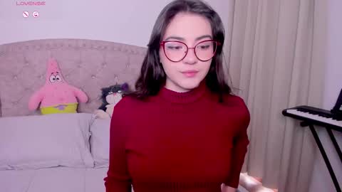 Snapshot of iki_mei chatting on 4, 10, 2025 Maria online show from 4, 10, 2025