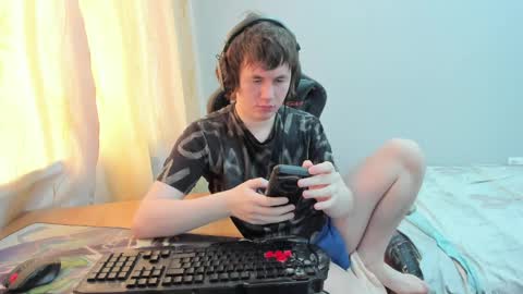 iliaskris online show from 9, 4, 2026