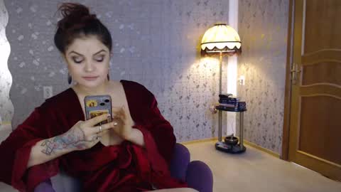 Adelia online show from 14, 2, 2025