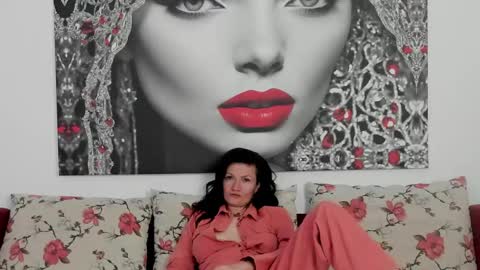 Ingrid or more easier...Miss  GoDDess Mistress online show from 25, 4, 2026