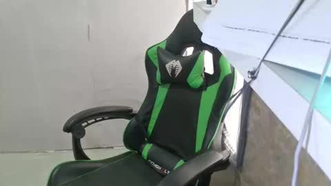 KATRINA online show from 9, 10, 2025