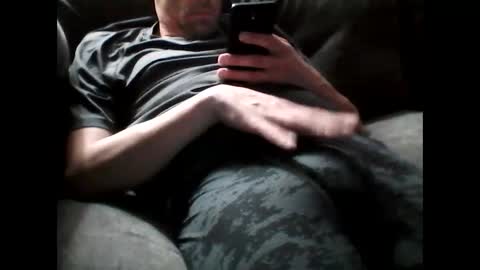 Ilovesquirterz1 online show from 25, 1, 2025