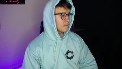 Snapshot of im__noah chatting on 7, 3, 2025 im__noah online show from 7, 3, 2025