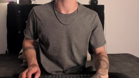 Snapshot of im__thomas chatting on 25, 9, 2025 IM  THOMAS online show from 25, 9, 2025