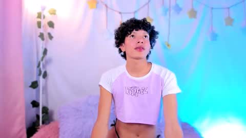 Alejo independent model   online show from 22, 3, 2026