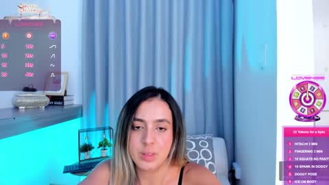 Snapshot of im_antonia chatting on 17, 12, 2024 LUCY online show from 17, 12, 2024
