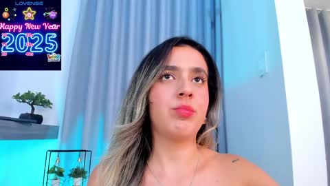 Snapshot of im_antonia chatting on 20, 1, 2025 LUCY online show from 20, 1, 2025