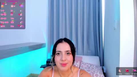 Snapshot of im_antonia chatting on 27, 2, 2025 LUCY online show from 27, 2, 2025