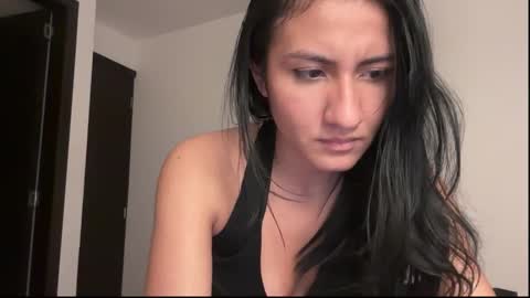 instagram  online show from 16, 12, 2025