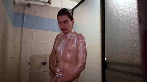 im_dereck_martinez_69 online show from 3, 10, 2025