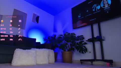 Snapshot of im_eli1 chatting on 1, 7, 2026 Eli online show from 1, 7, 2026