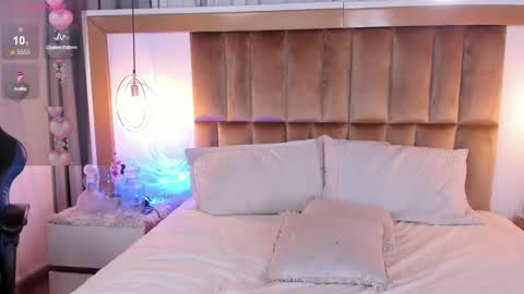 Anna  online show from 18, 12, 2024