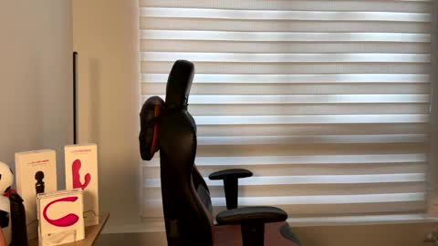 Laia online show from 16, 1, 2025