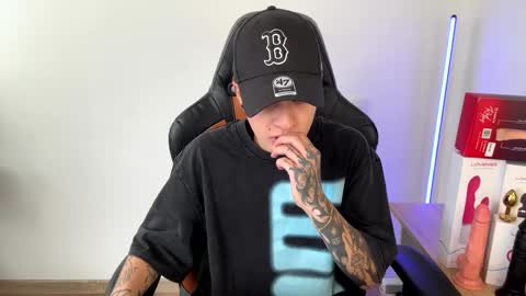 Laia online show from 22, 2, 2025