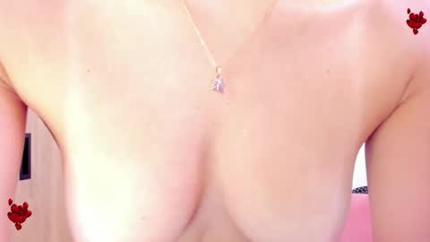 Luna online show from 12, 4, 2026