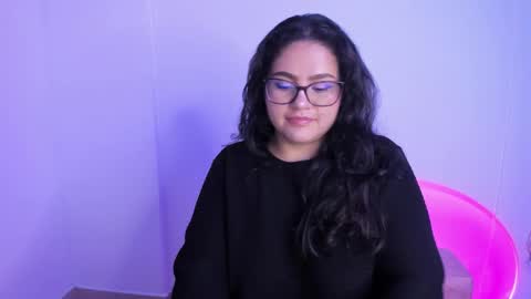 mei mei uwu online show from 24, 9, 2025