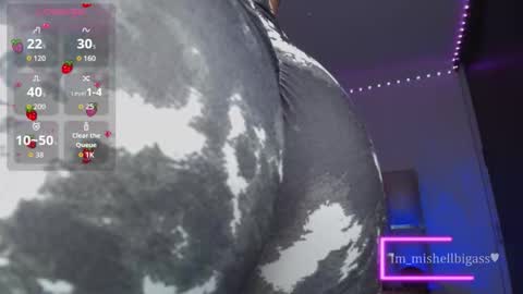 Snapshot of im_miabigass chatting on 11, 11, 2025 Mishell Martinez INSTAGRAM im mishellbigass online show from 11, 11, 2025