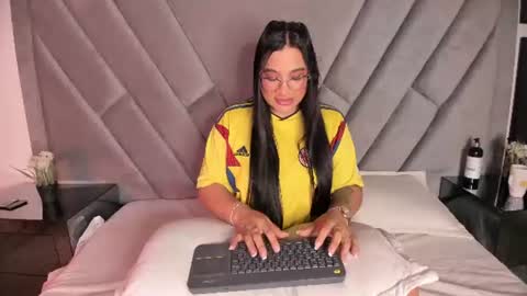 Snapshot of im_natalieefoster chatting on 23, 6, 2026 natalie online show from 23, 6, 2026