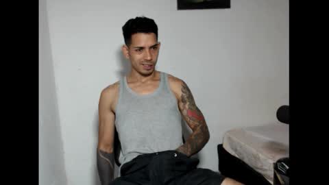 im_taylor24 online show from 3, 12, 2025