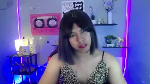 Snapshot of im_ur_girl_demure chatting on 9, 5, 2026 kyline online show from 9, 5, 2026