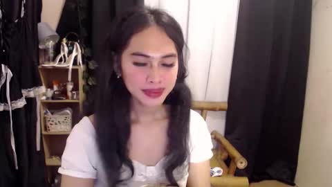im_ur_sexy_rou online show from 18, 9, 2025