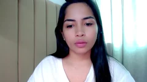 Snapshot of imbabyasian chatting on 21, 4, 2026 Baby online show from 21, 4, 2026