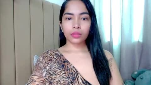 Snapshot of imbabyasian chatting on 27, 5, 2026 Baby online show from 27, 5, 2026