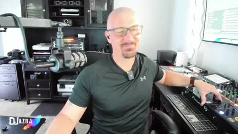 DJ Azra online show from 8, 2, 2026