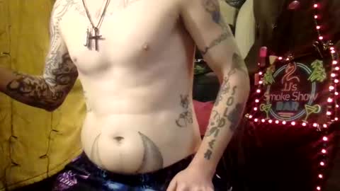 Snapshot of imglorious1 chatting on 8, 2, 2025 JJ online show from 8, 2, 2025
