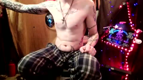 Snapshot of imglorious1 chatting on 6, 3, 2025 JJ online show from 6, 3, 2025
