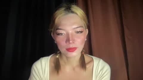 Mika online show from 25, 3, 2026