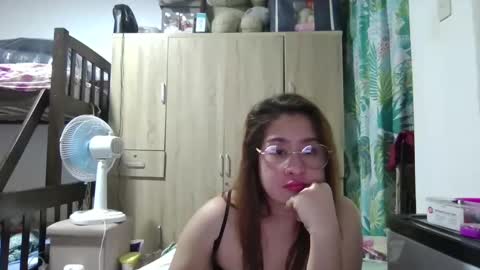 Immaculate02 online show from 19, 2, 2025