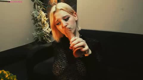 ImNysha online show from 9, 4, 2026