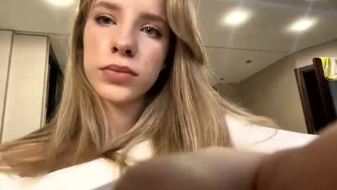 Snapshot of imogensy chatting on 3, 12, 2024 my name Imo Fansly online show from 3, 12, 2024