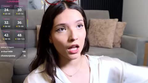 Karen  online show from 19, 12, 2025