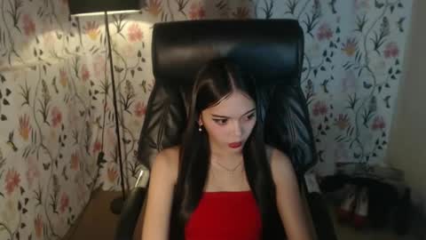 Snapshot of imyourlegalbaby chatting on 8, 3, 2025 Aki online show from 8, 3, 2025